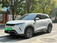 2025 BYD Yuan UP Smart Driving 401km Vitality, белый — фото 2