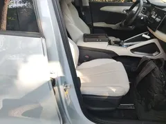 2025 BYD Yuan UP Smart Driving 401km Vitality, белый — фото 25