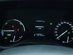 2023 Toyota Granvia 2.5L Hybrid Luxury — фото 7