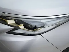 2023 Toyota Granvia 2.5L Hybrid Luxury — фото 13