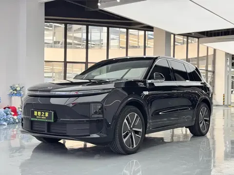 2024 Li Auto L6