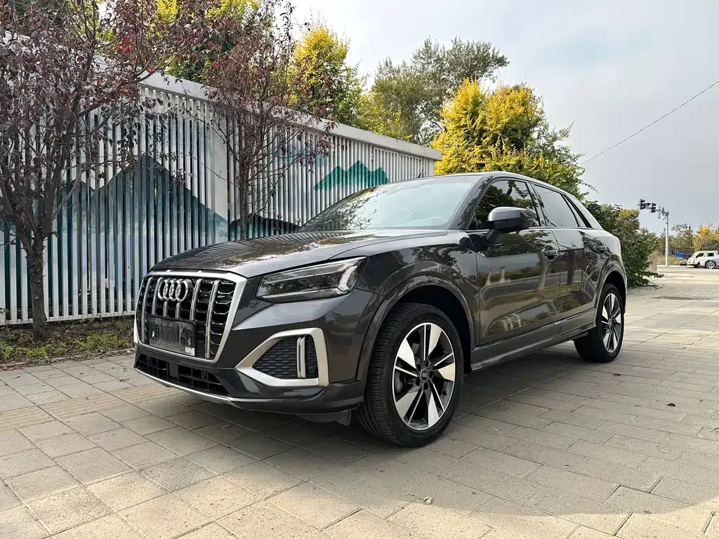 2022 Audi Q2L 35 TFSI Fashion