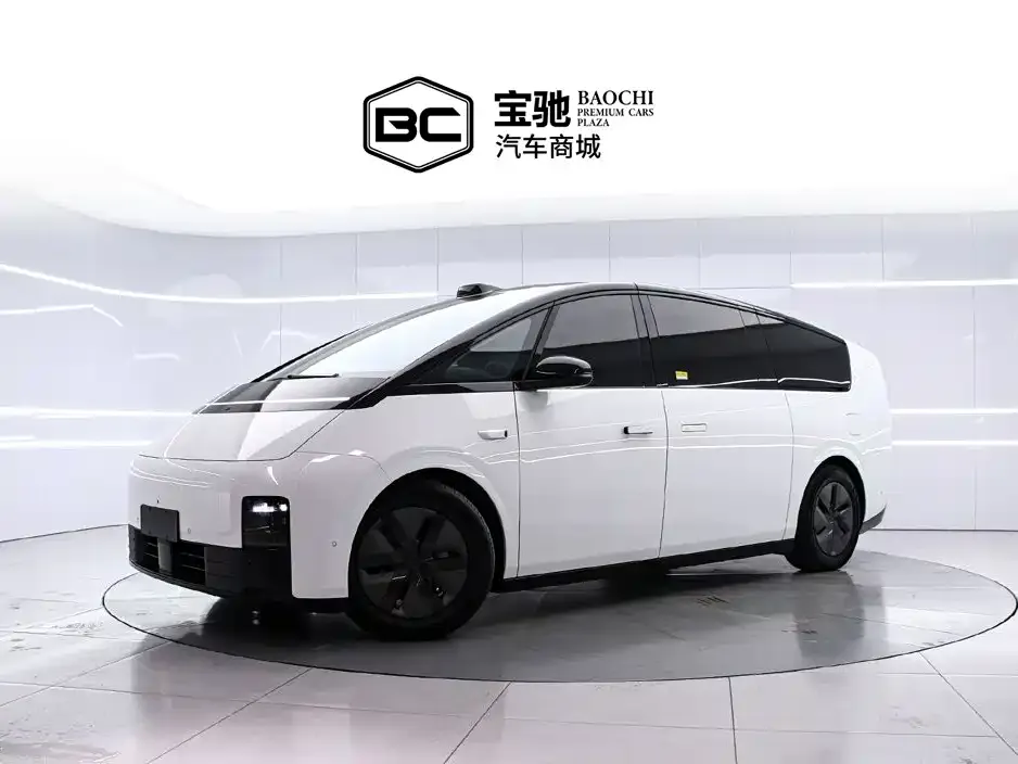2024 Li Auto MEGA Ultra