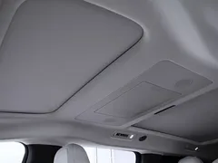2024 Li Auto MEGA Ultra, белый — фото 10