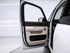 2024 Li Auto MEGA Ultra, белый — фото 11