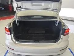 2021 Volkswagen Lavida 280TSI DSG Luxury — фото 4