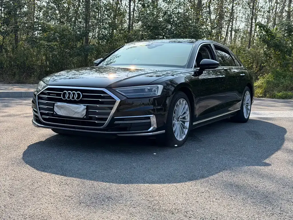 2021 Audi A8L 50 TFSI quattro Comfort