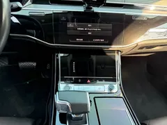 2021 Audi A8L 50 TFSI quattro Comfort, чёрный — фото 11