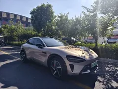 2025 Xiaomi YU7 4WD Max — фото 3