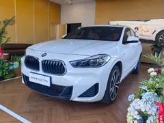 2021 BMW X2 Premium M Sport Package, белый — фото 1