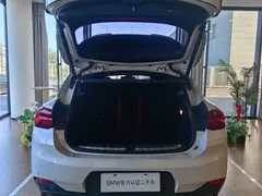 2021 BMW X2 Premium M Sport Package, белый — фото 6