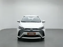 2021 Toyota Yaris L Zhixuan 1.5L CVT Leading, белый — фото 3