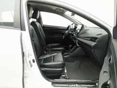 2021 Toyota Yaris L Zhixuan 1.5L CVT Leading, белый — фото 23