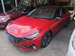 2022 Hyundai Elantra 1.5L CVT LUX Premium — фото 1