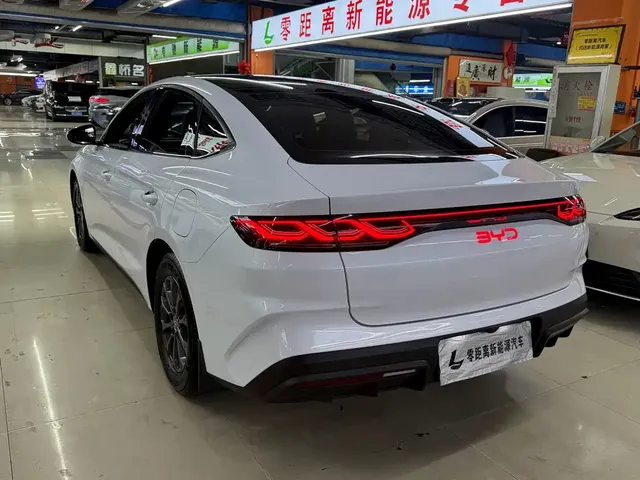2024 BYD Qin L PHEV 80km Leading