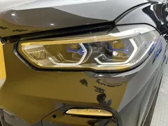 2021 BMW X5 xDrive40i Premium M Sport Package, чёрный — фото 8