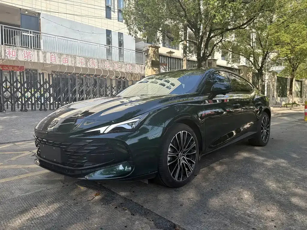 2025 MG MG7 1.5T 300 DCT Luxury