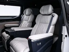 2024 Zeekr 009 6-Seat Executive 4WD 108kWh, белый — фото 16