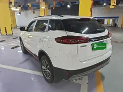 2021 Geely Atlas 1.8TD DCT 2WD Comfort, белый — фото 5