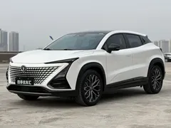 2022 Changan UNI-T 1.5T Premium, белый — фото 1