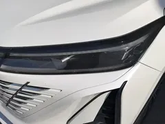 2023 Changan CS75 PLUS 3rd Gen 1.5T AT Premium, белый — фото 5