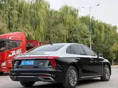 2024 Hongqi H5 1.5T DCT Zhilian Qiyun, чёрный — фото 9