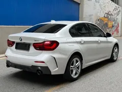 2023 BMW 1 Series 120i M Sport Night Edition, белый — фото 4