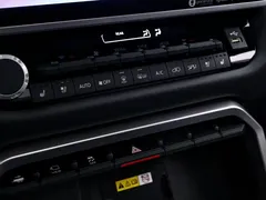 2023 Toyota Sequoia 3.5T AT, белый — фото 9
