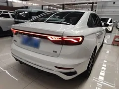 2022 Geely Emgrand 4th Gen 1.5L CVT Premium, белый — фото 7