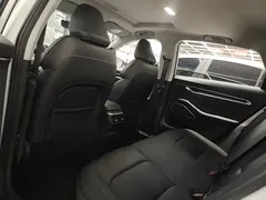 2022 Geely Emgrand 4th Gen 1.5L CVT Premium, белый — фото 17