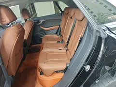 2022 Audi Q8 55 TFSI Luxury Dynamic, чёрный — фото 13