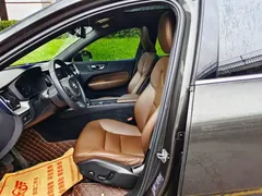 2022 Volvo XC60 4WD Zhiyi Luxury, чёрный — фото 8