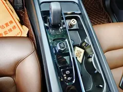 2022 Volvo XC60 4WD Zhiyi Luxury, чёрный — фото 10