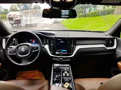 2022 Volvo XC60 4WD Zhiyi Luxury, чёрный — фото 13