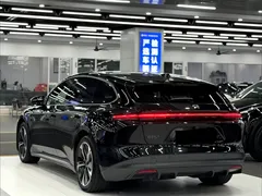 2024 Nio ET5T 75kWh Touring, чёрный — фото 4