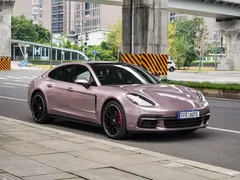 2020 Porsche Panamera 10th Anniversary 2.9T — фото 15