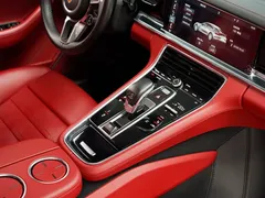 2020 Porsche Panamera 10th Anniversary 2.9T — фото 30