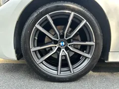 2021 BMW 3 Series 320Li M Sport Package, белый — фото 9