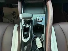 2021 Geely Monjaro 2.0TD DCT EVO 2WD Premium, чёрный — фото 11
