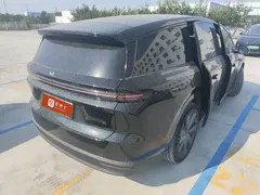 2025 Li Auto i8 Standard, чёрный — фото 2