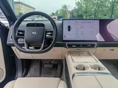 2025 Li Auto L8 Smart Refresh, чёрный — фото 5