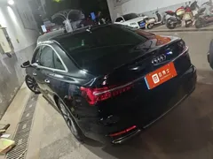 2021 Audi A6L 45 TFSI, чёрный — фото 1