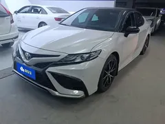 2021 Toyota Camry 2.0S Fashion, белый — фото 1
