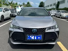 2019 Toyota Avalon Hybrid 2.5L Luxury — фото 2