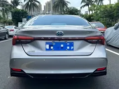 2019 Toyota Avalon Hybrid 2.5L Luxury — фото 8