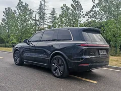 2025 Li Auto L9 Smart Refresh, чёрный — фото 11