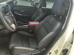 2021 Nissan Sylphy 1.6L XL CVT, белый — фото 15
