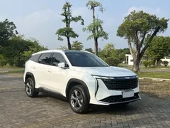 2023 Geely Atlas L 1.5TD DCT Luxury, белый — фото 3