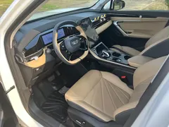 2023 Geely Atlas L 1.5TD DCT Luxury, белый — фото 4