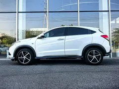 2020 Honda Vezel 1.5L CVT Pioneer, белый — фото 3